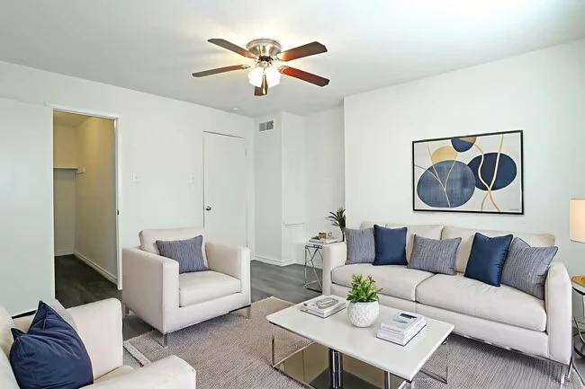 Unit 223 223 floor plan